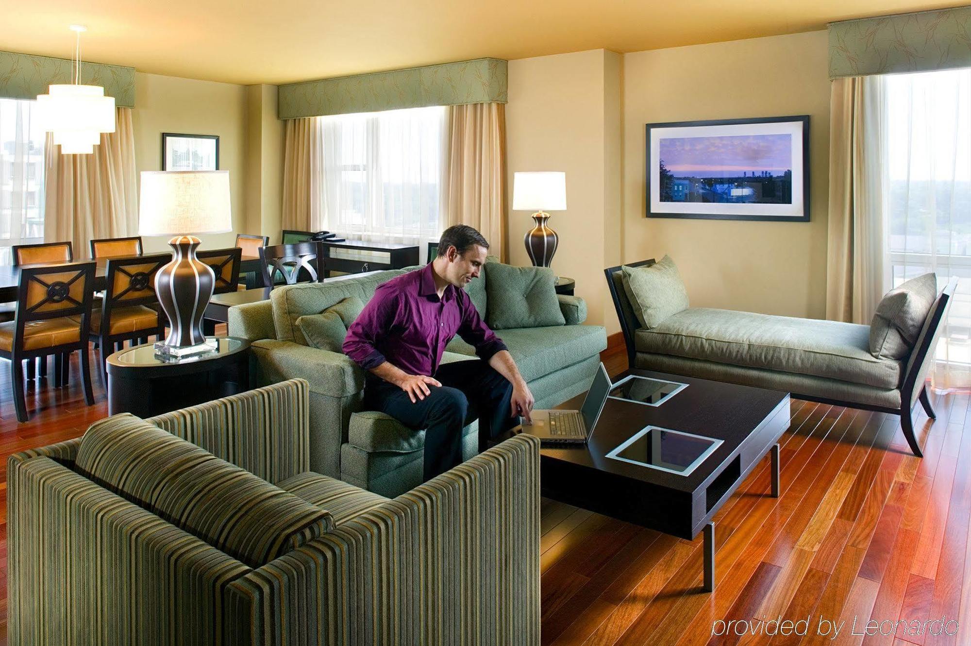 Heldrich And Conference Center 3*
