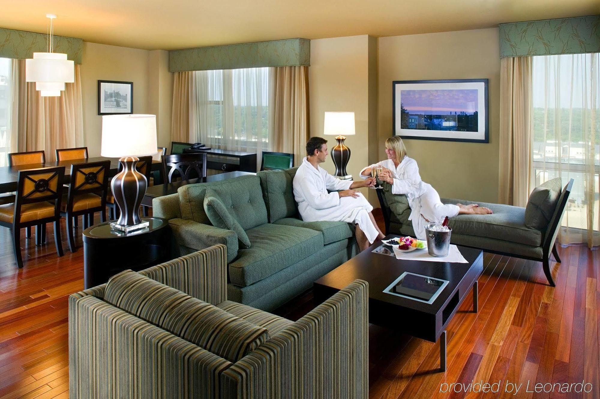 Hotel Heldrich And Conference Center 3*